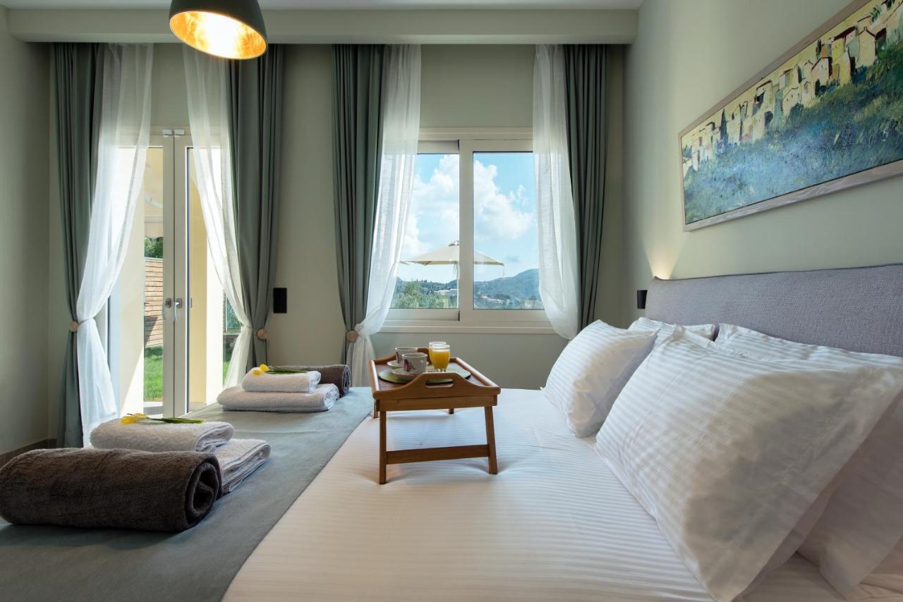 Ionian Sun Apartment ปาเลโอกัสไตรซา ภายนอก รูปภาพ